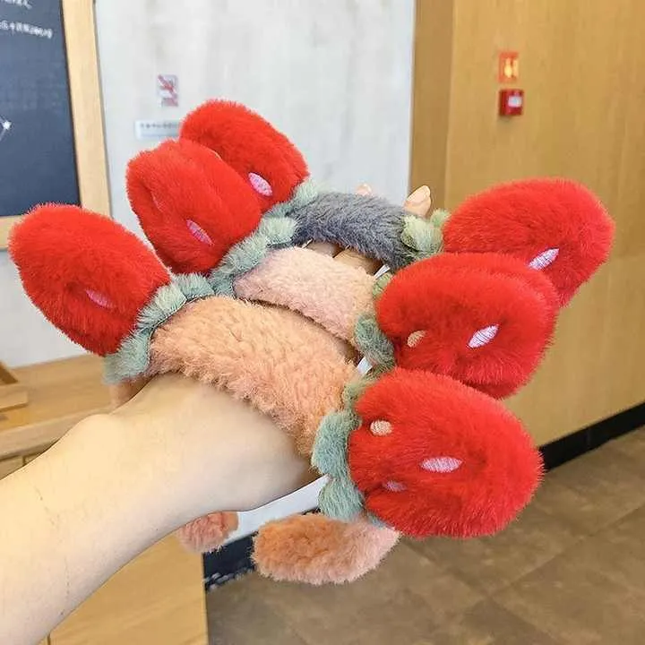 ربطة رأس فراولة لطيفة للنساء ربطة شعر محشوة . Cute Strawberry Headband for Women Stuffed