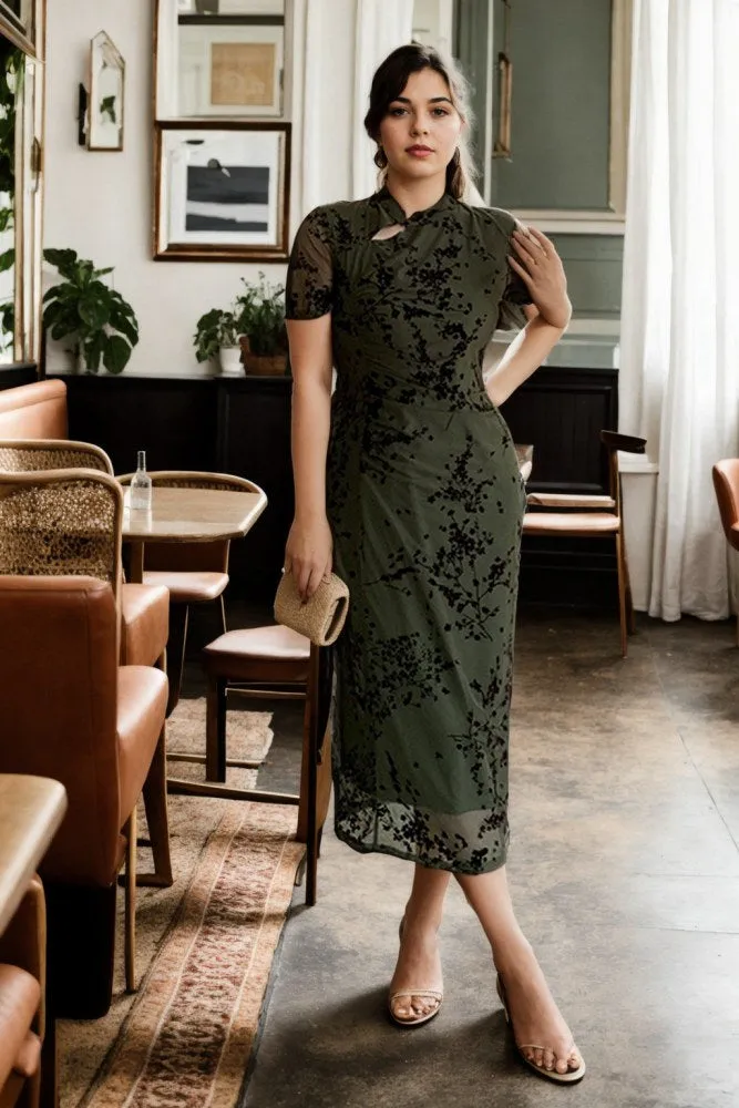 Mazie Plus Size Modern Cheongsam