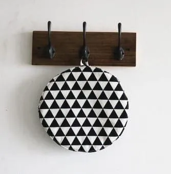 Thick Cotton Oven Cloth with Geometric Print