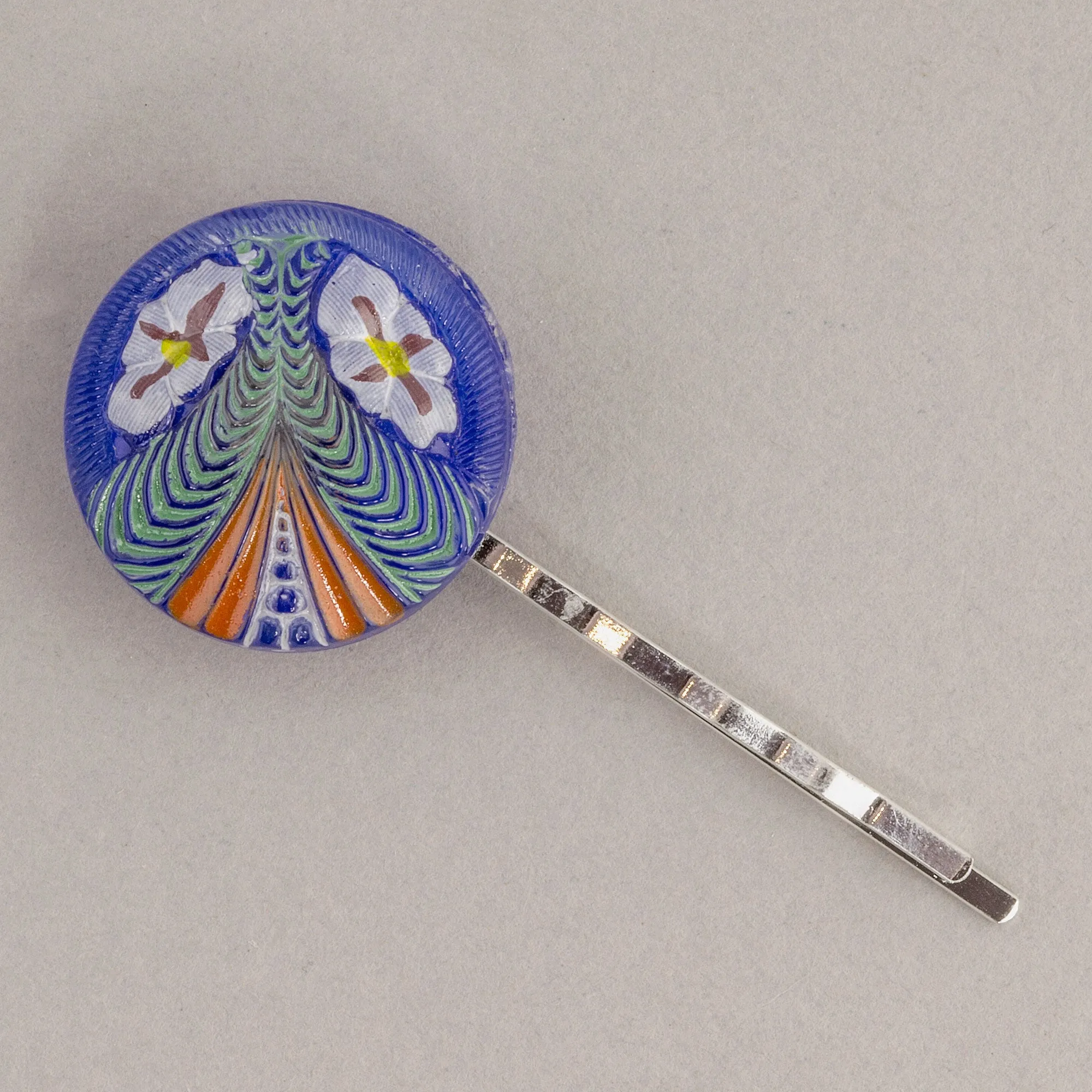 Vintage Czech pressed glass button hair pin. One of a kind. ac-h-201